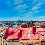 Old Town Smardan - Lively Area *