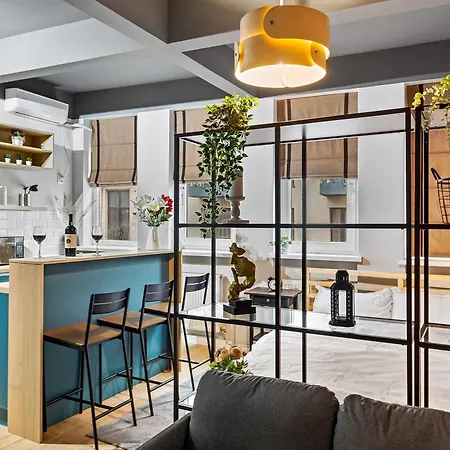 Old Town Cozy Smârdan - Pumo