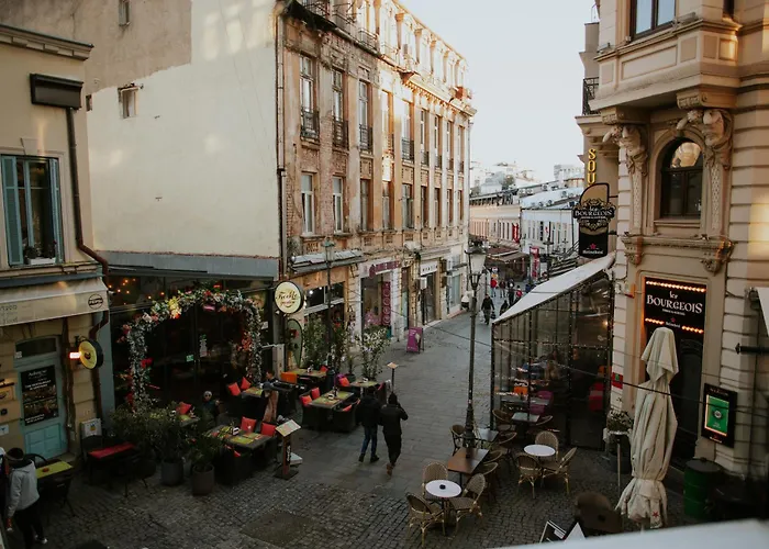 Old Town Smardan - Lively Area