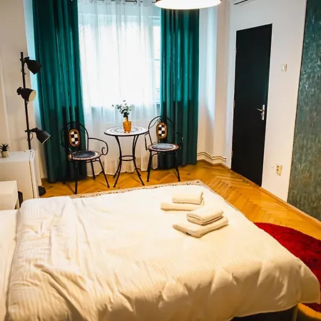 Old Town Smardan - Lively Area Apartament *